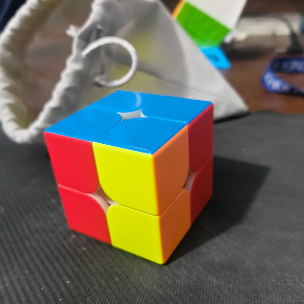 Wassiuzzaman's CubingClassroom RS2 M 2x2 Evolution